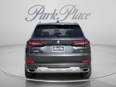 Used 2023 BMW X5 xDrive45e AWD/4WD image 4