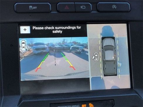 Used 2019 Ford F150 Platinum w/ Equipment Group 701A Luxury image 23