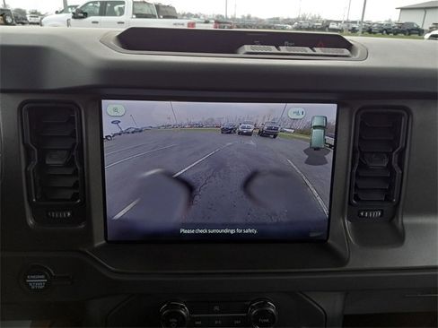 Used 2025 Ford Bronco Big Bend image 19