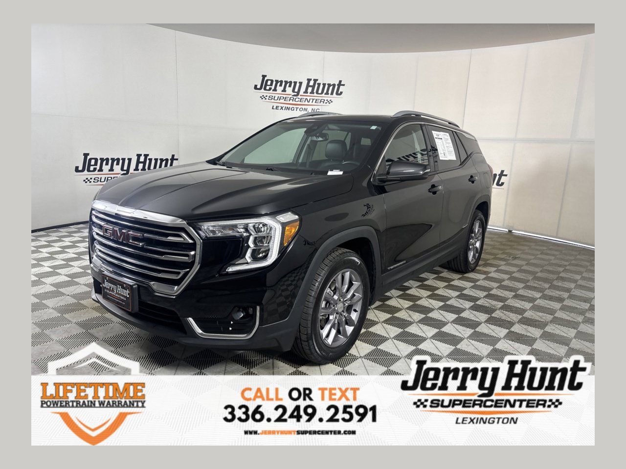Used 2023 GMC Terrain SLT w/ Infotainment Package II AWD/4WD image 1