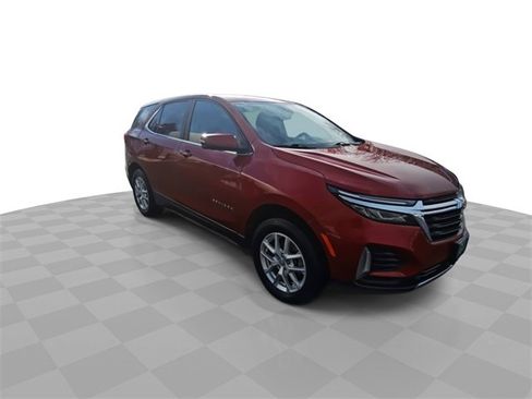 Certified 2023 Chevrolet Equinox LT image 2