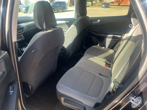 Used 2021 Ford Escape SE w/ Convenience Package image 9