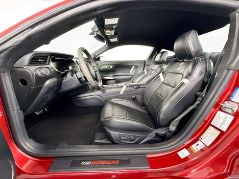Used 2020 Ford Mustang Shelby GT500 w/ Technology Package RWD image 11