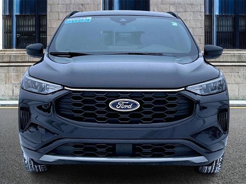 Certified 2023 Ford Escape ST-Line image 3