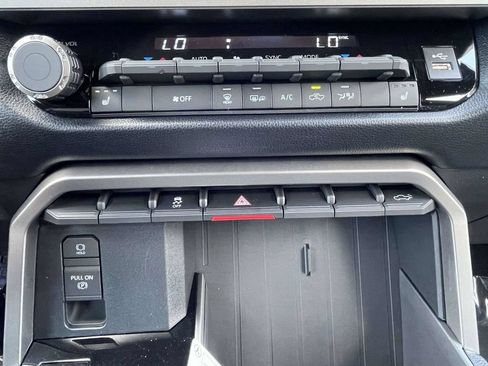 New 2026 Toyota Tundra SR5 AWD/4WD image 38