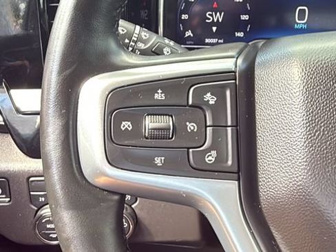 Used 2024 Chevrolet Silverado 1500 LT AWD/4WD image 16