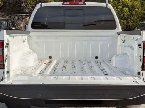 New 2026 Nissan Frontier S image 26