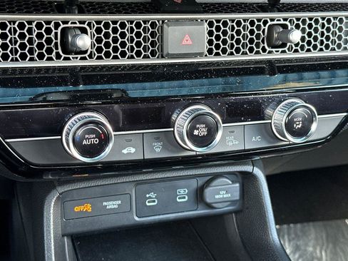 Used 2025 Honda Civic Sport image 20