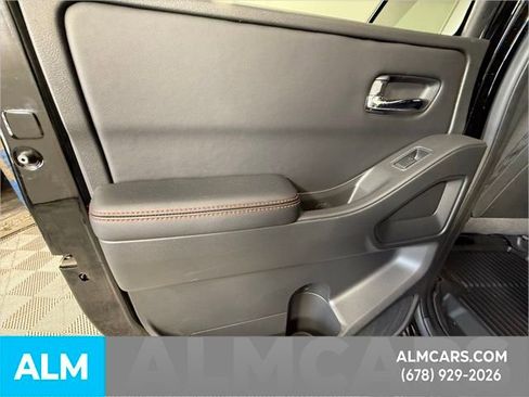 Used 2025 Nissan Frontier PRO-4X w/ Pro Convenience Package image 35