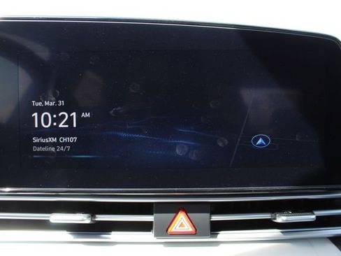 New 2026 Hyundai Elantra Limited FWD image 19