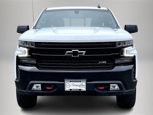 Used 2022 Chevrolet Silverado 1500 LT Trail Boss w/ Convenience Package II image 3