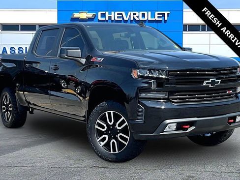 Used 2019 Chevrolet Silverado 1500 LT Trail Boss AWD/4WD image 1