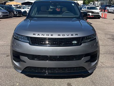 Used 2025 Land Rover Range Rover Sport Dynamic SE AWD/4WD image 2