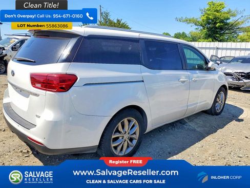 Used 2020 Kia Sedona EX FWD image 4