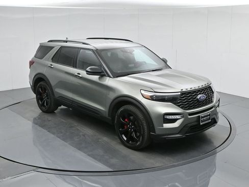 Certified 2020 Ford Explorer ST w/ ST Street Pack image 41