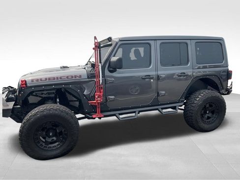 Used 2021 Jeep Wrangler Unlimited Rubicon AWD/4WD image 2