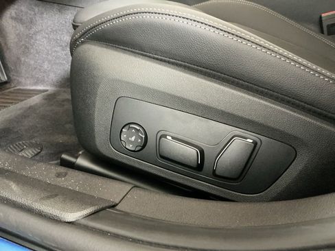 New 2026 BMW 330i Sedan w/ Premium Package image 21