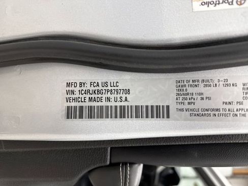 Used 2023 Jeep Grand Cherokee L Limited w/ Luxury Tech Group II image 41