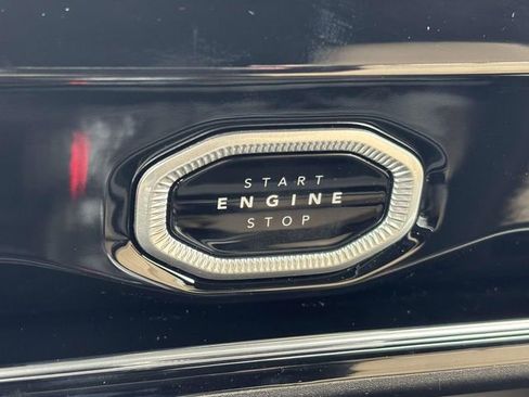 New 2026 Jeep Grand Cherokee Limited w/ Limited Altitude Package AWD/4WD image 26