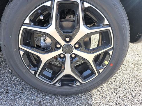 New 2026 Jeep Compass Limited image 25