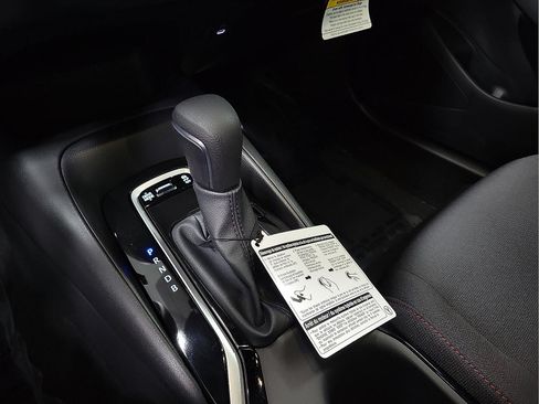Certified 2025 Toyota Corolla SE FWD image 17