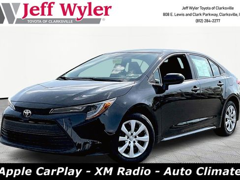 Used 2024 Toyota Corolla LE FWD image 1