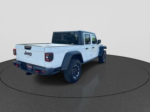 Used 2026 Jeep Gladiator Rubicon AWD/4WD image 8