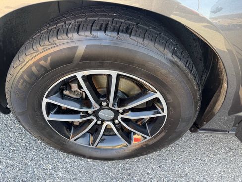 Used 2017 Dodge Grand Caravan GT image 20