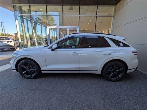 Used 2026 Genesis GV70 2.5T Sport Prestige AWD/4WD image 2