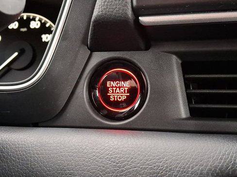 Certified 2025 Honda Pilot EX-L image 25