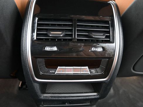 Certified 2022 BMW X5 sDrive40i w/ Premium Package image 32