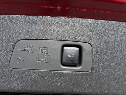 Certified 2025 Lincoln Corsair Premiere w/ Equipment Group 101A image 17