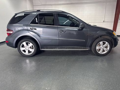 Used 2011 Mercedes-Benz ML 350 4MATIC image 3