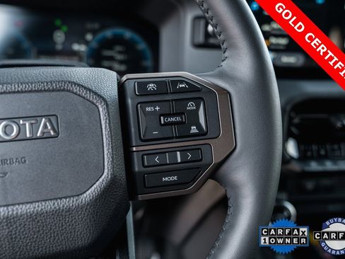 Used 2025 Toyota Land Cruiser image 17