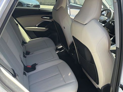 Used 2025 Audi Q5 Premium w/ Premium Plus AWD/4WD image 13