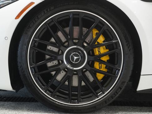 Certified 2022 Mercedes-Benz SL 55 AMG 4MATIC image 11