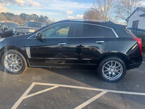 Used 2014 Cadillac SRX Luxury w/ Driver Awareness Package FWD image 6