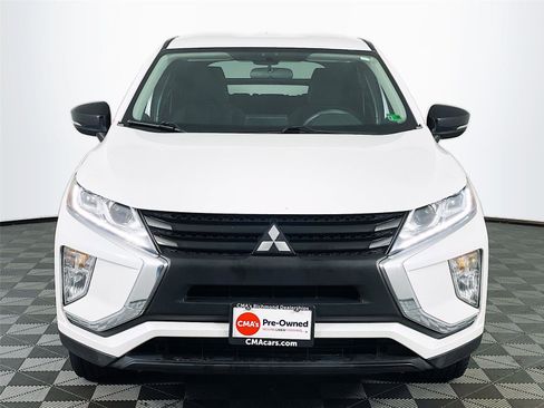 Used 2020 Mitsubishi Eclipse Cross LE image 2