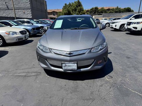 Used 2019 Chevrolet Volt LT FWD image 10