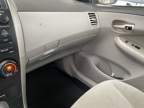 Used 2010 Toyota Corolla LE image 14