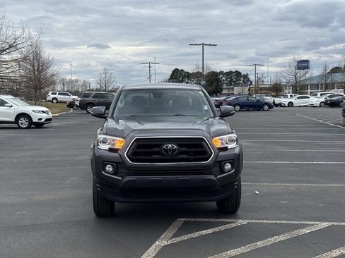 Used 2023 Toyota Tacoma SR5 image 9