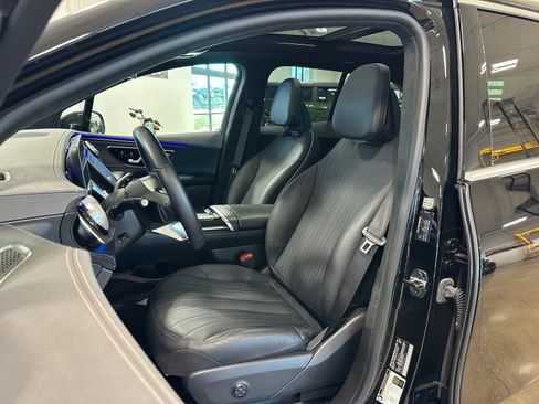 Used 2023 Mercedes-Benz EQE 500 4MATIC SUV image 12