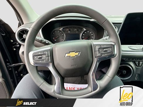Used 2023 Chevrolet Blazer LT w/ Convenience Package image 11