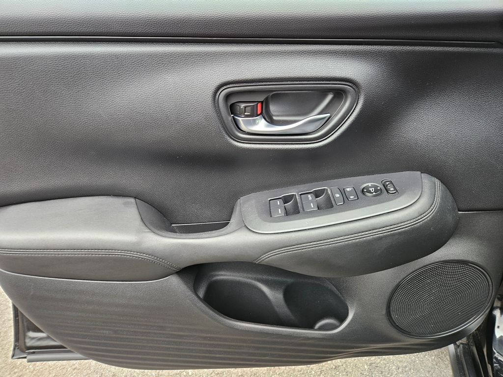 Used 2024 Honda HR-V LX image 20