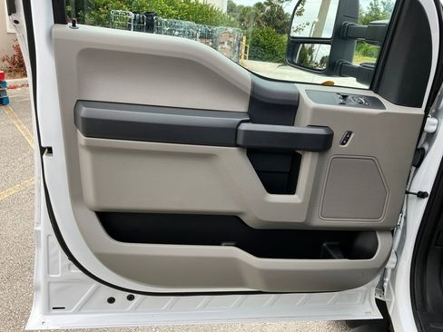 Used 2022 Ford F450 XL w/ Power Equipment Group image 25