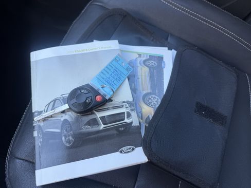 Used 2014 Ford Escape SE w/ Equipment Group 201A image 29