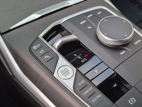 Used 2024 BMW M340i w/ Premium Package image 12