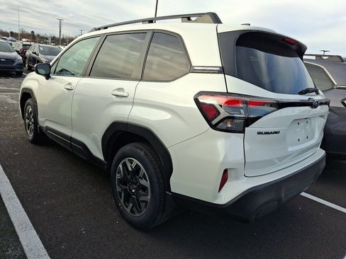 New 2026 Subaru Forester Premium image 3