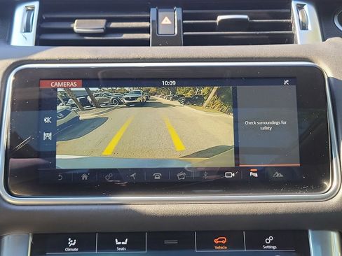 Used 2021 Land Rover Range Rover Sport HST image 33