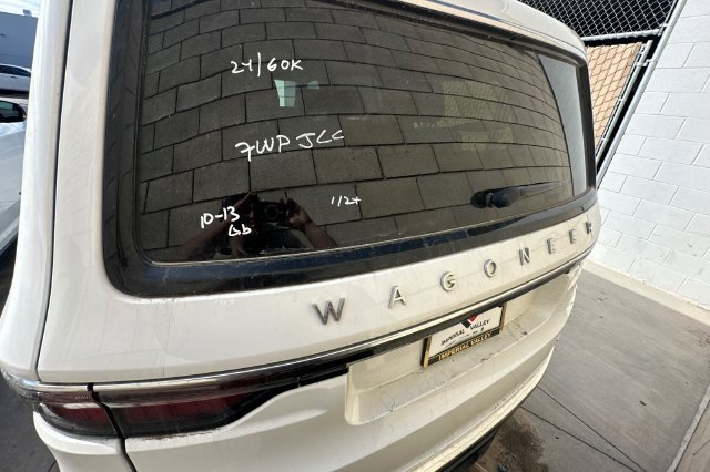 Used 2024 Jeep Wagoneer Series II RWD image 5